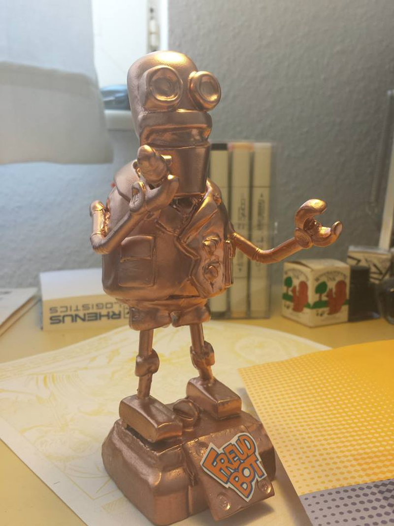 FreudBot Statue 10.png
